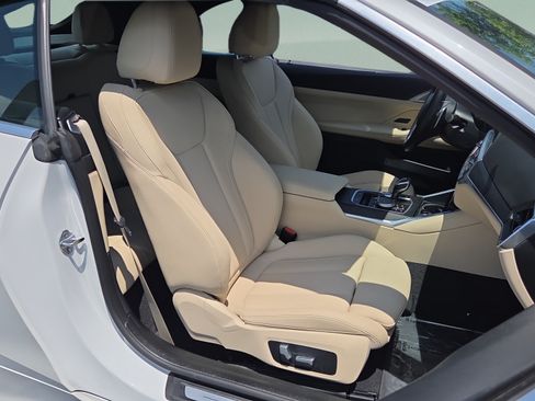 Used 2021 BMW 430i Convertible RWD image 16