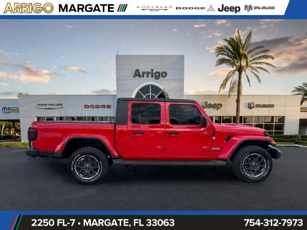 Used 2023 Jeep Gladiator Overland w/ Popular Equipment Package AWD/4WD image 8