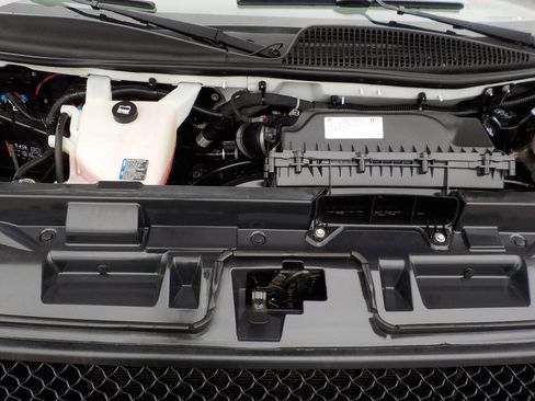 Used 2020 Chevrolet Express 2500 w/ Driver Convenience Package image 29