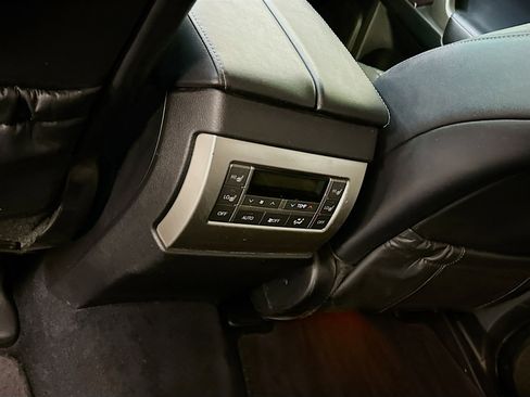 Used 2014 Lexus GX 460 image 29