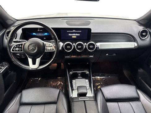 Used 2023 Mercedes-Benz GLB 250 4MATIC image 53