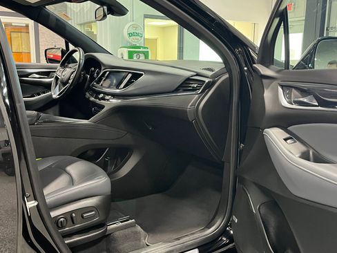 Certified 2023 Buick Enclave Essence w/ Experience Buick Package image 9