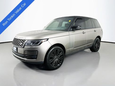 Used 2018 Land Rover Range Rover Supercharged image 4