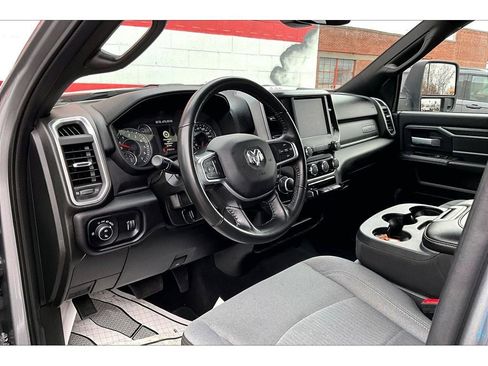 Used 2024 RAM 2500 Big Horn image 14