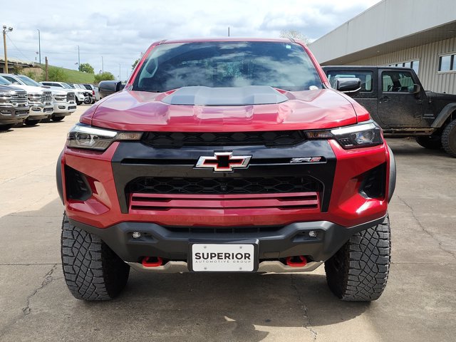 Used 2024 Chevrolet Colorado ZR2 w/ Technology Package AWD/4WD image 10