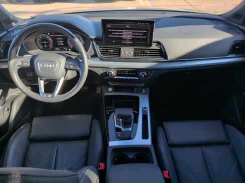 Certified 2024 Audi Q5 2.0T Premium Plus w/ Premium Plus Package image 19