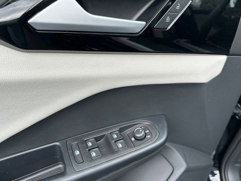 New 2026 Volkswagen Taos S AWD/4WD image 23