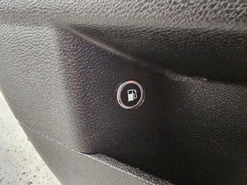 Used 2019 Dodge Charger GT RWD image 31