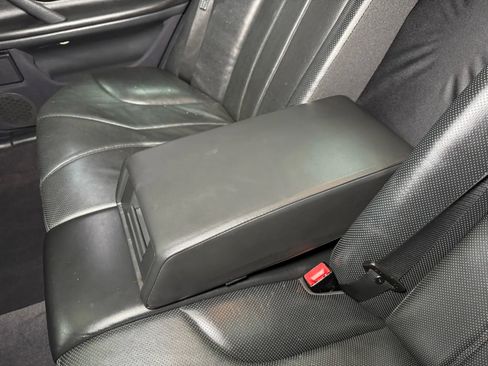 Used 2000 Mercedes-Benz E 55 AMG Sedan image 24