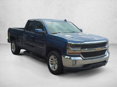 Used 2018 Chevrolet Silverado 1500 LT w/ All Star Edition RWD image 25