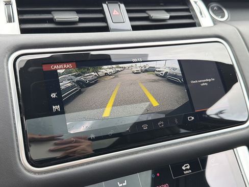 Used 2020 Land Rover Range Rover Sport HST image 27