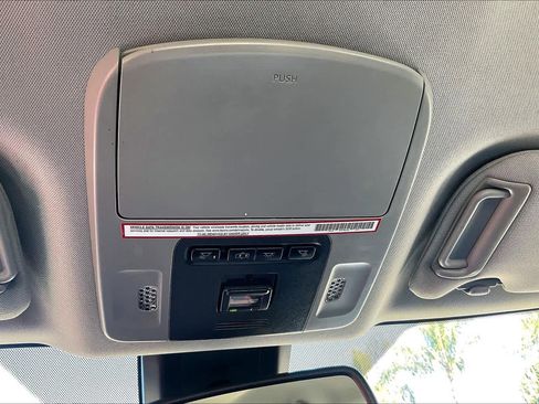 Used 2020 Toyota Camry XSE image 32