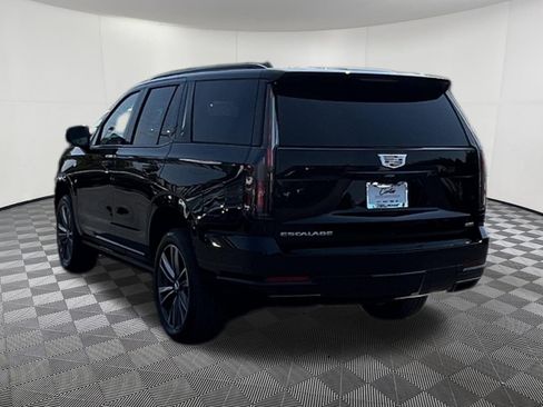 Used 2026 Cadillac Escalade Sport AWD/4WD image 4