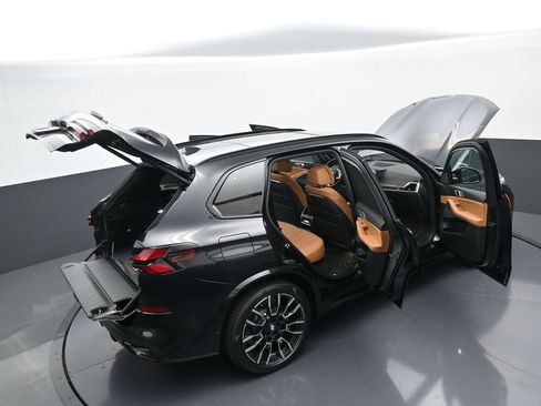 New 2026 BMW X5 xDrive50e w/ M Sport Package AWD/4WD image 43