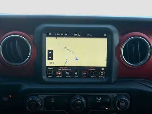 Used 2021 Jeep Wrangler Unlimited Rubicon AWD/4WD image 31