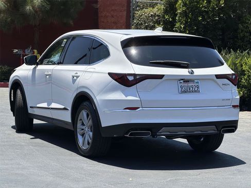 Used 2025 Acura MDX SH-AWD image 5