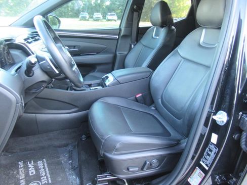 Used 2022 Hyundai Santa Cruz Limited AWD/4WD image 19
