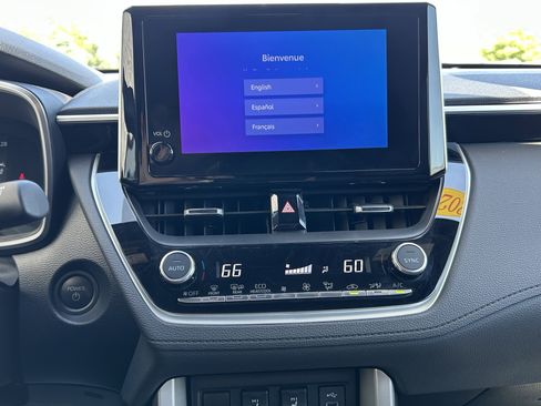 Used 2025 Toyota Corolla Cross AWD Hybrid w/ Convenience Package image 30