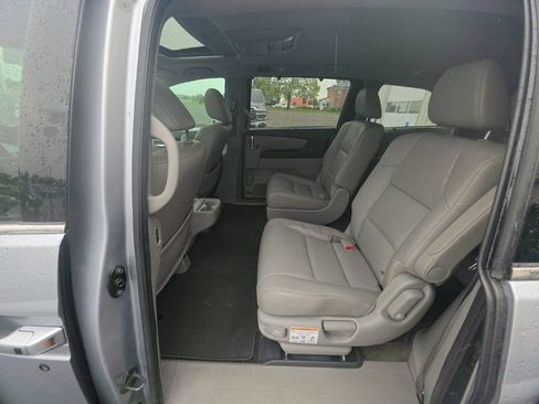 Used 2017 Honda Odyssey Touring image 24