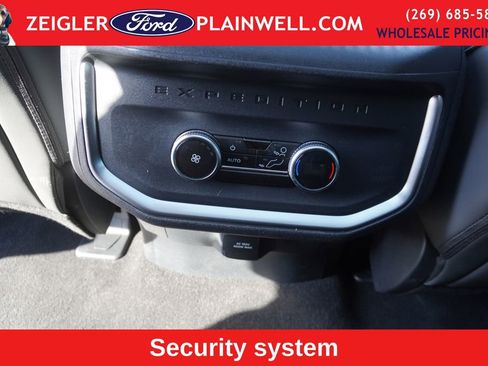Used 2025 Ford Expedition Max Active image 17