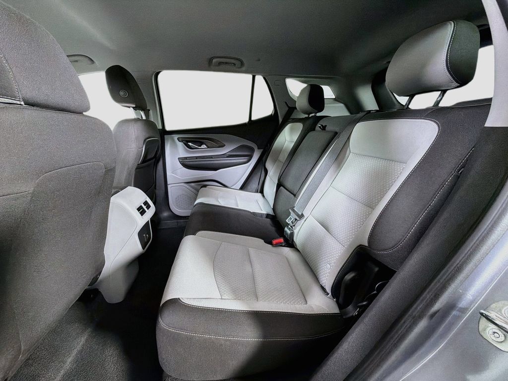 Used 2023 GMC Terrain SLE w/ Driver Convenience Package FWD image 22