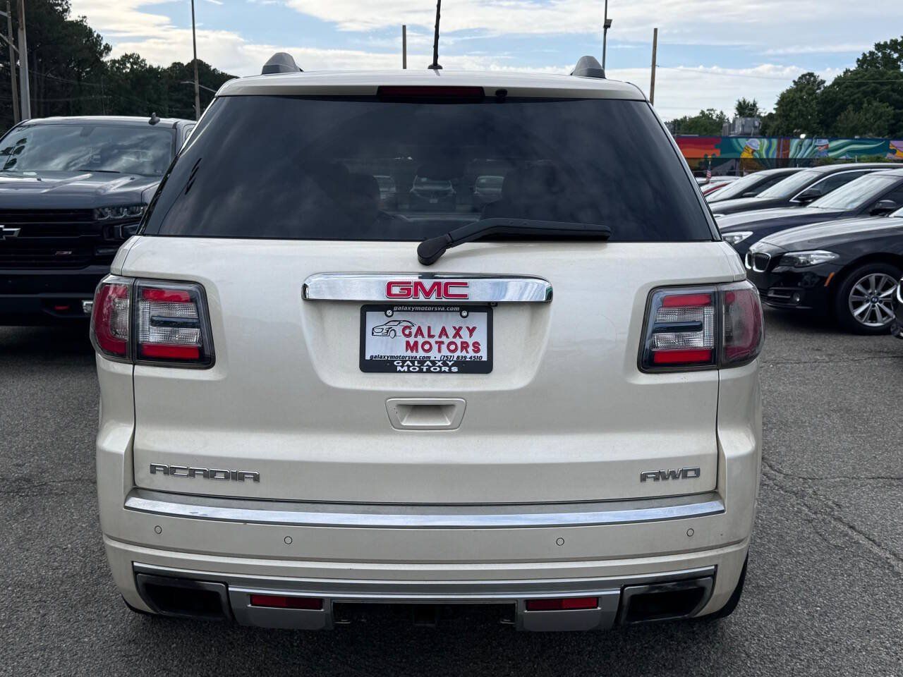 Used 2014 GMC Acadia Denali AWD/4WD image 8