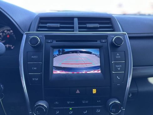 Used 2017 Toyota Camry LE image 25