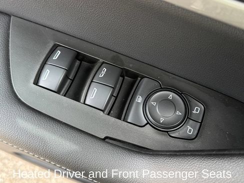 Used 2025 Chevrolet Blazer LT AWD/4WD image 11