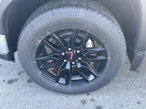 New 2026 GMC Sierra 1500 Elevation image 10