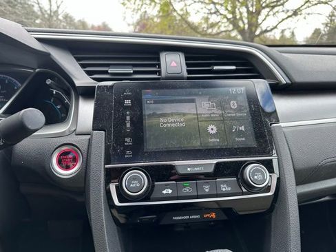 Used 2018 Honda Civic EX image 15