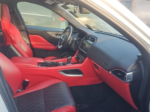 Used 2020 Jaguar F-PACE SVR AWD/4WD image 13