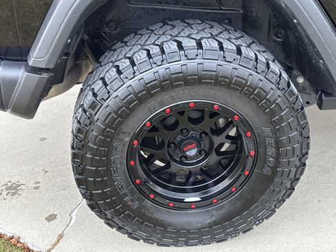 Used 2023 Jeep Wrangler Unlimited Rubicon w/ Cold Weather Group image 12