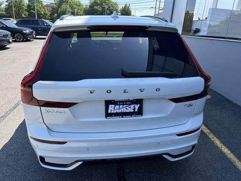 New 2026 Volvo XC60 T8 Ultra w/ Climate Package AWD/4WD image 26