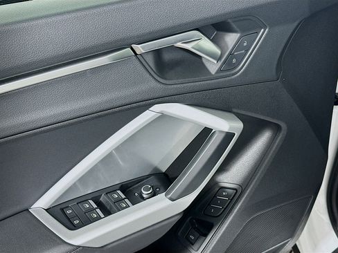 Used 2024 Audi Q3 2.0T Premium image 15