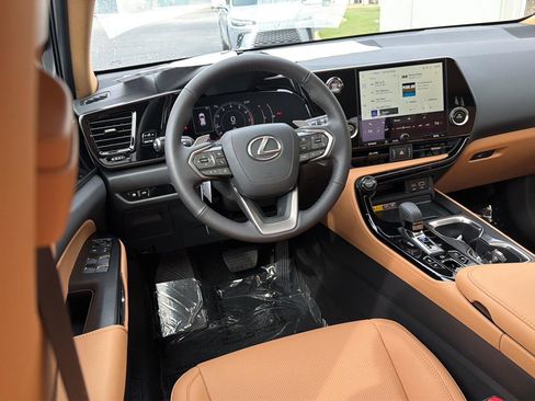 New 2026 Lexus NX 350 AWD image 18