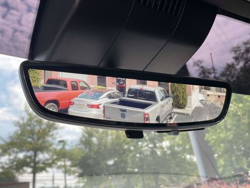 Used 2022 GMC Sierra 1500 AT4 w/ AT4 Premium Package AWD/4WD image 19