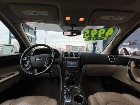 Used 2012 GMC Acadia Denali image 12