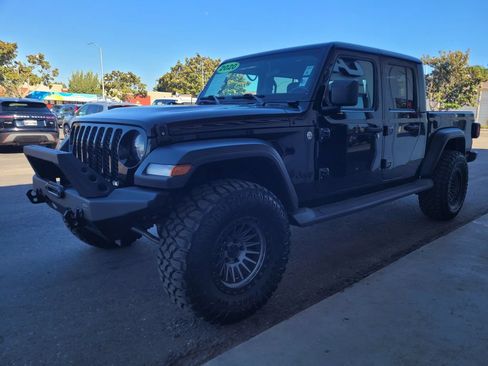 Used 2020 Jeep Gladiator Sport w/ Quick Order Package 24S AWD/4WD image 7