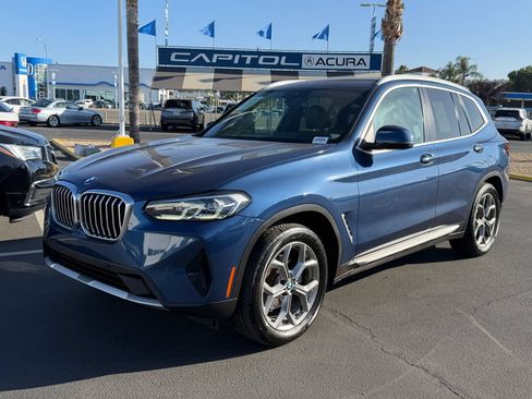 Used 2022 BMW X3 xDrive30i w/ Premium Package AWD/4WD image 3