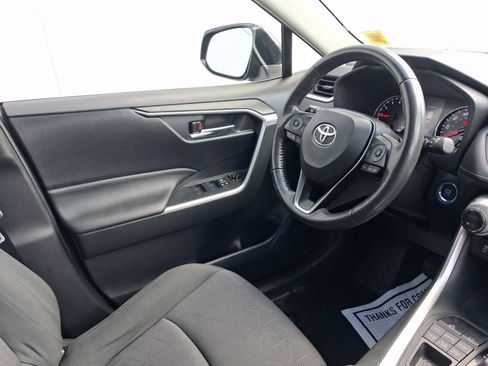 Used 2020 Toyota RAV4 XLE w/ Convenience Package AWD/4WD image 21
