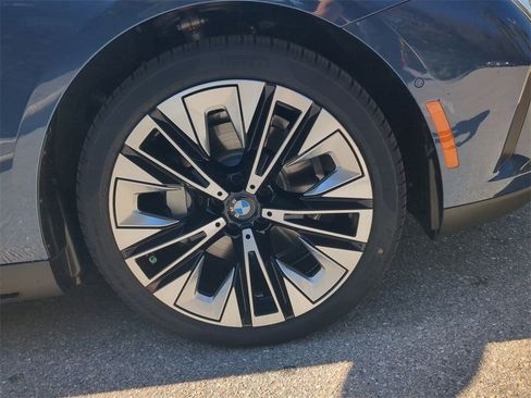 New 2026 BMW 530i 530i w/ Premium Package image 11