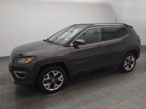 Used 2019 Jeep Compass Limited AWD/4WD image 2