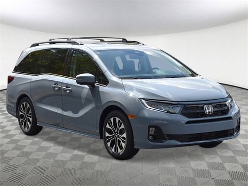 New 2026 Honda Odyssey Elite image 7