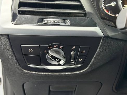 Used 2019 BMW X3 sDrive30i w/ Convenience Package RWD image 30