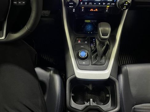 Certified 2023 Toyota RAV4 XSE AWD/4WD image 22