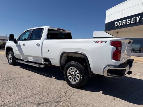 Used 2025 Chevrolet Silverado 2500 LT w/ Convenience Package AWD/4WD image 6