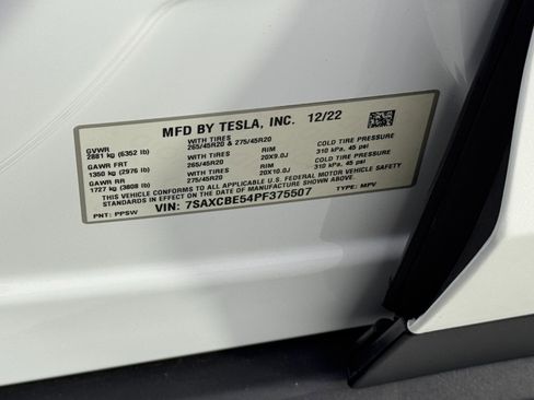 Used 2023 Tesla Model X Standard Range image 47