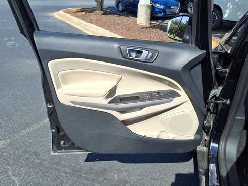 Used 2021 Ford EcoSport Titanium image 7