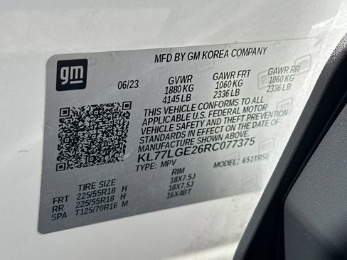 Certified 2024 Chevrolet Trax RS w/ Driver Confidence Package FWD image 39
