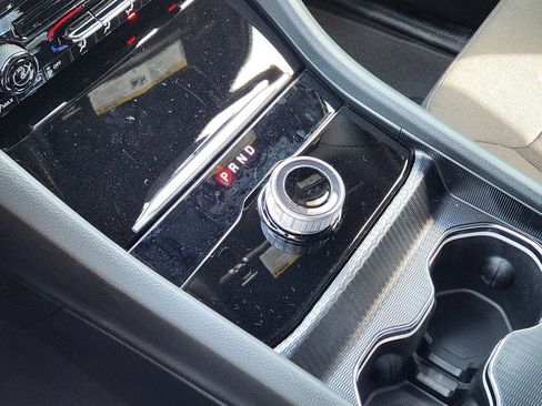 New 2026 Jeep Grand Cherokee L Laredo image 15